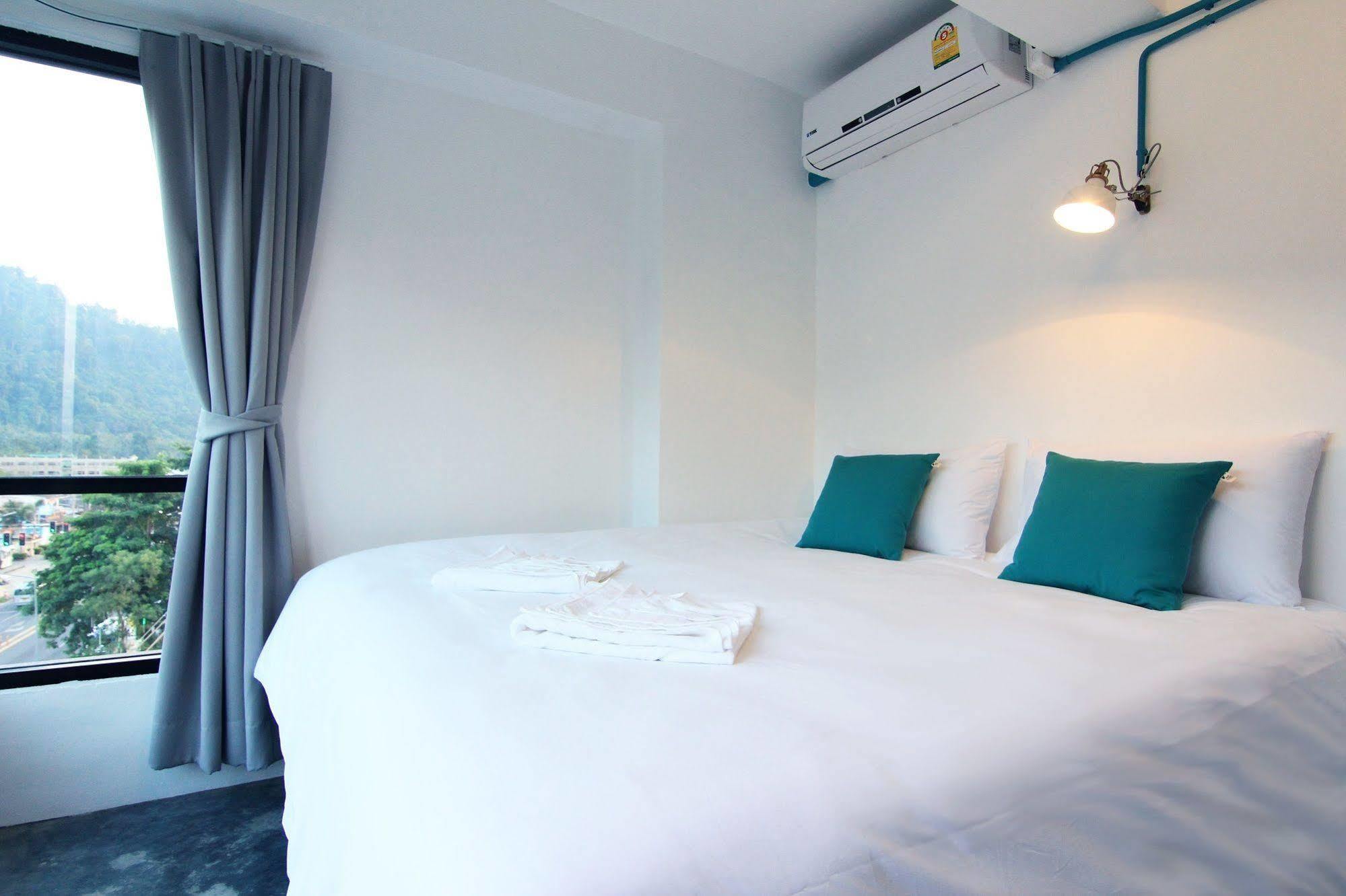 To Zleep Hotel Khaolak Khao Lak Bagian luar foto
